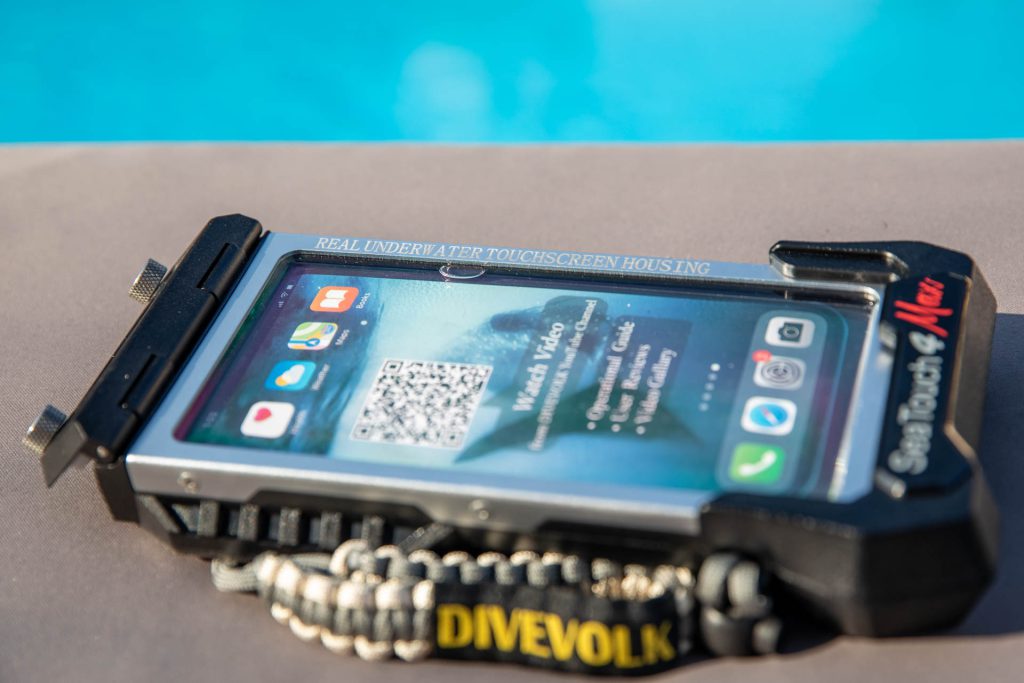 DIVEVOLK SeaTouch 4 Max, Smartphone-Unterwasserghäuse mit Touchscreen