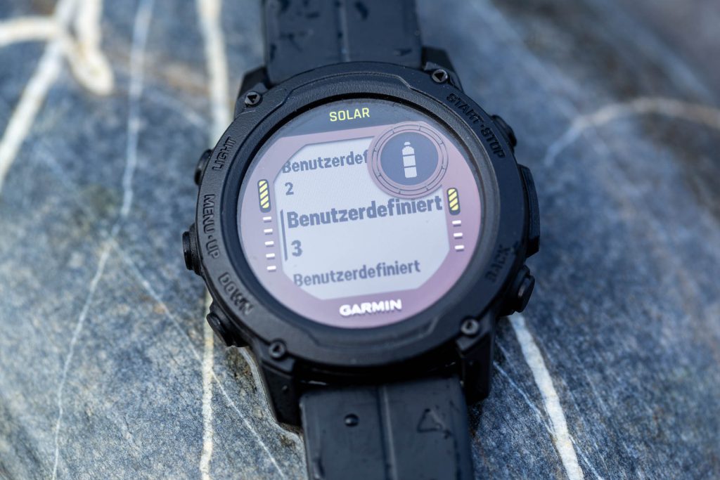 Garmin Descent G1 Solar - Individuelle Tauchanzeige, Auswahl des Seitentyps mit 3 Feldern